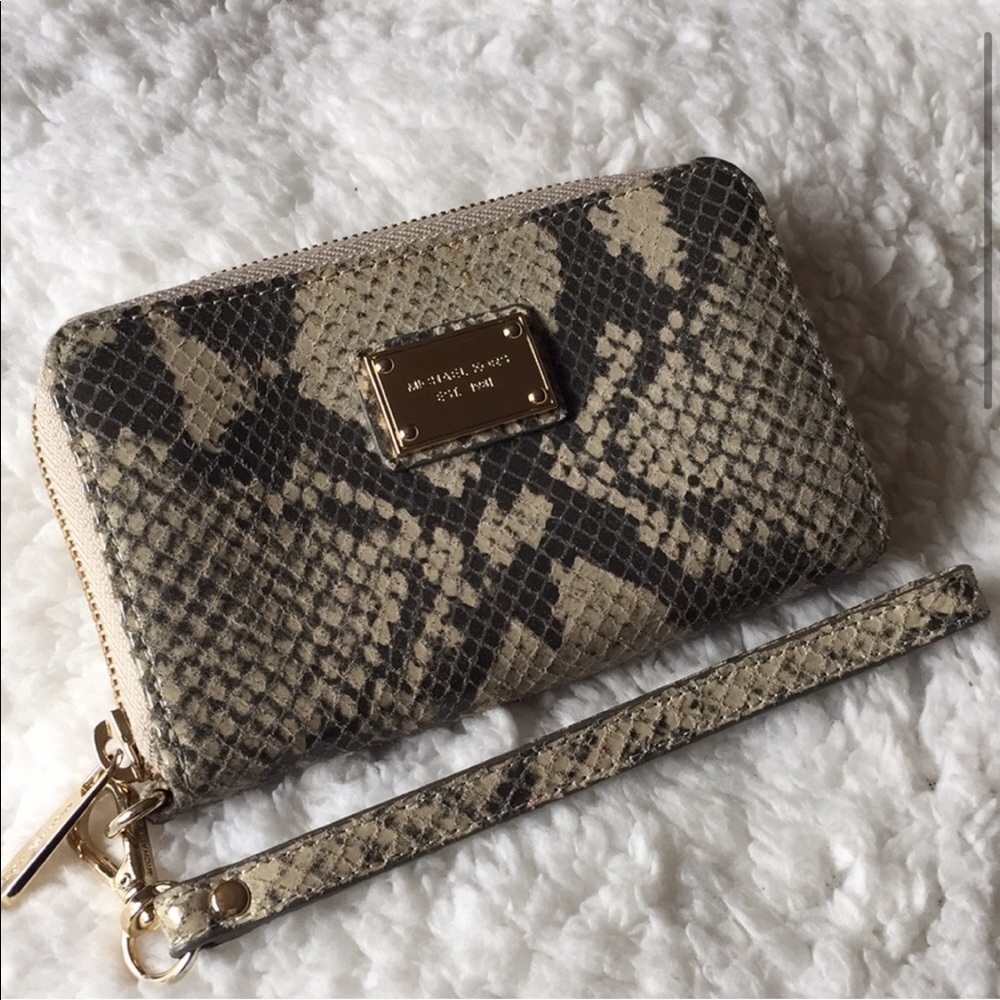 michael kors snakeskin wristlet wallet
